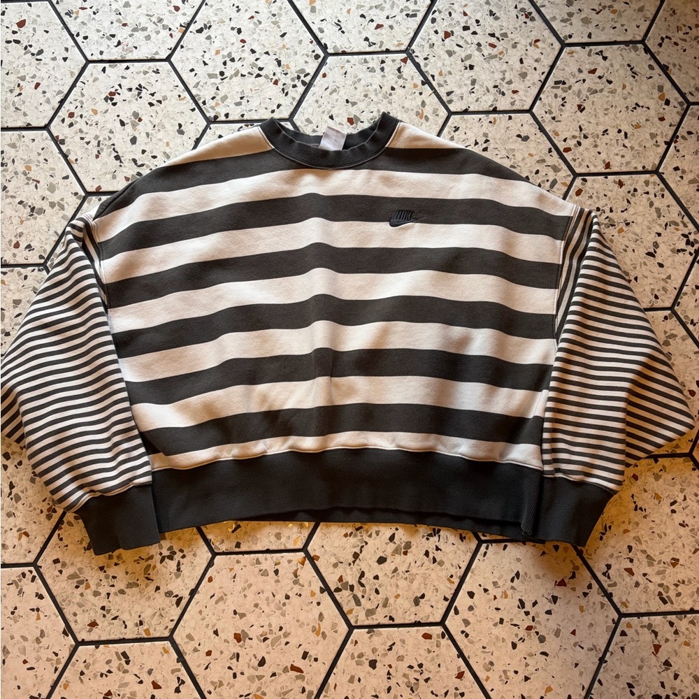 Oversized Nike Striped Crewneck Sweater
